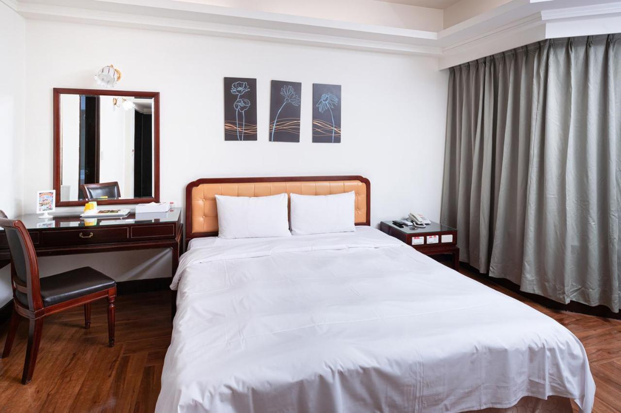 Peach Hotel Hsinchu City Exterior photo