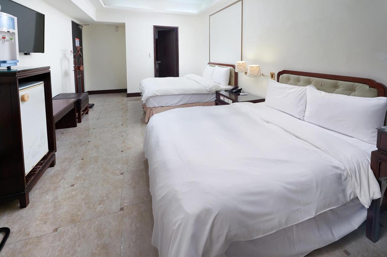 Peach Hotel Hsinchu City Exterior photo